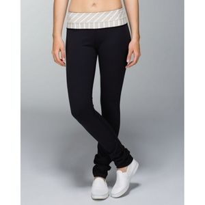 Lululemon Skinny Groove Pant Full-on Luon size 4